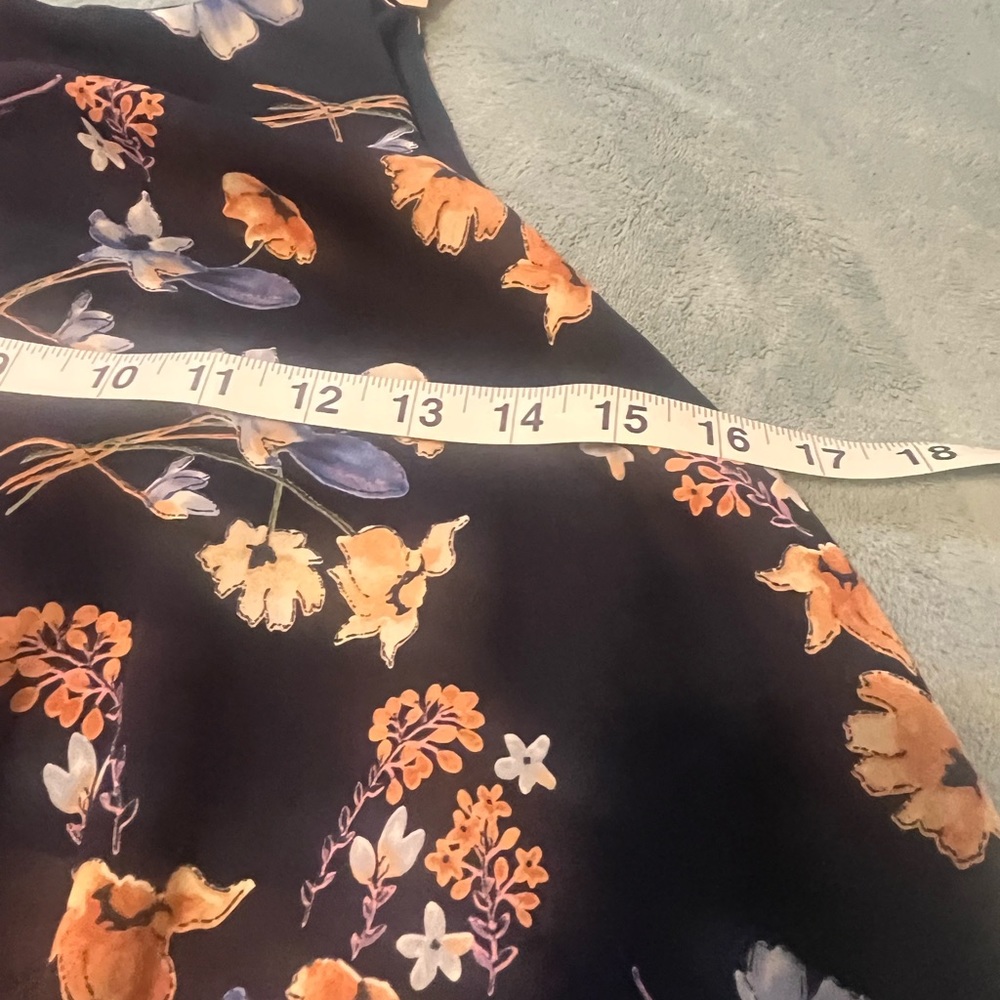 Summer floral top - Picture 4 of 6